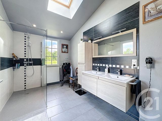 maison à vendre - 6 pièces - 140.95 m2 - LA FERTE ST AUBIN - 45 - CENTRE - Century 21 L'Ecu D'Or