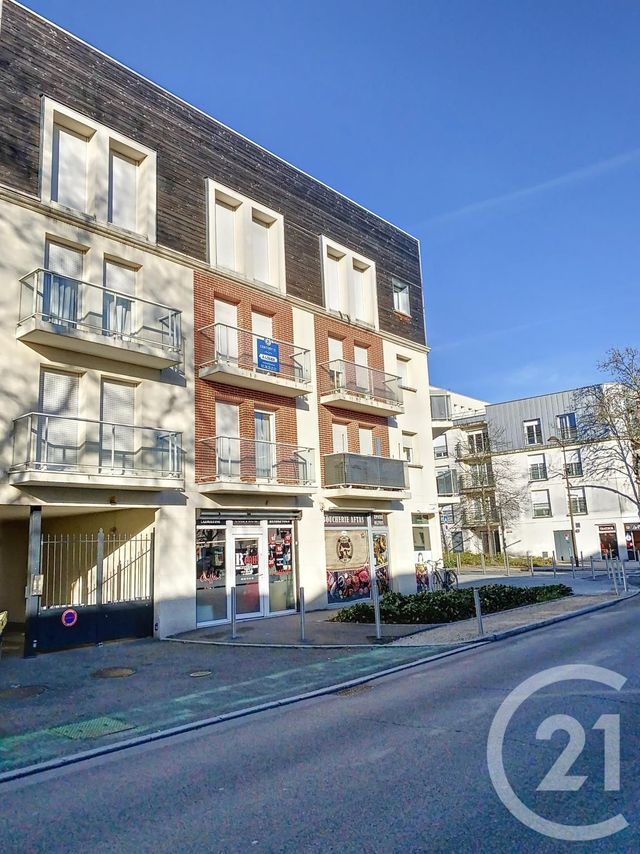 Appartement F5 à louer - 5 pièces - 82.0 m2 - ORLEANS - 45 - CENTRE - Century 21 L'Ecu D'Or
