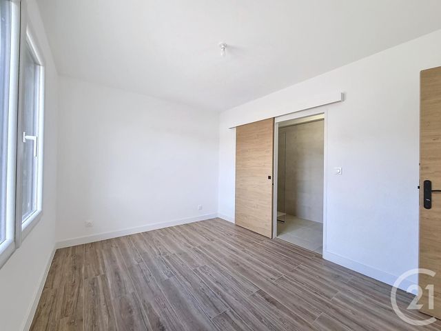 maison à vendre - 5 pièces - 138.0 m2 - ST DENIS EN VAL - 45 - CENTRE - Century 21 L'Ecu D'Or