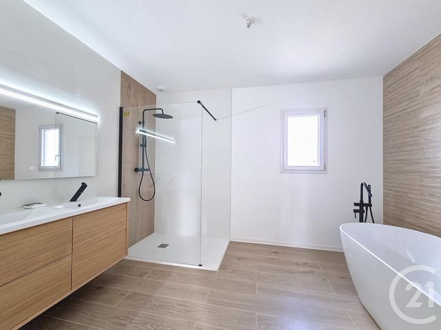 maison à vendre - 5 pièces - 138.0 m2 - ST DENIS EN VAL - 45 - CENTRE - Century 21 L'Ecu D'Or