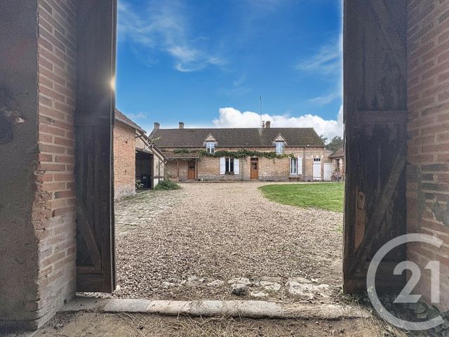 maison à vendre - 6 pièces - 219.55 m2 - MENESTREAU EN VILLETTE - 45 - CENTRE - Century 21 L'Ecu D'Or