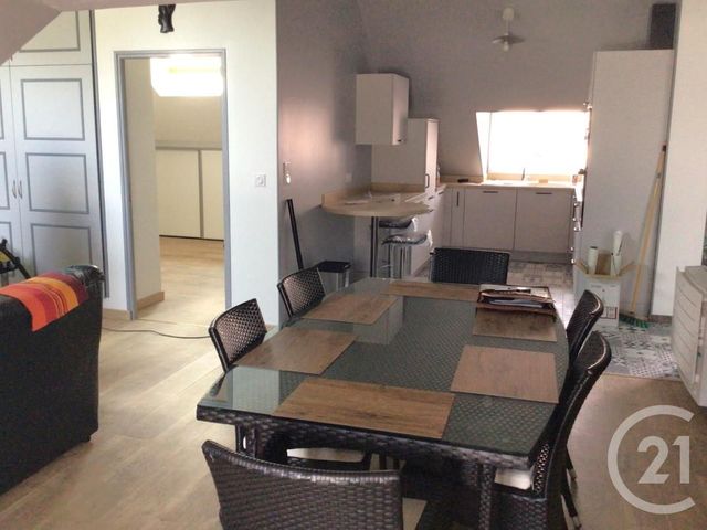 Appartement à louer - 3 pièces - 55.98 m2 - LA FERTE ST AUBIN - 45 - CENTRE - Century 21 L'Ecu D'Or