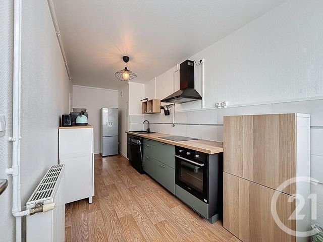 Afficher la photo en grand Appartement Chambre à louer - 1 pièce - 10.8 m2 - ORLEANS - 45 - CENTRE - Century 21 L'Ecu D'Or