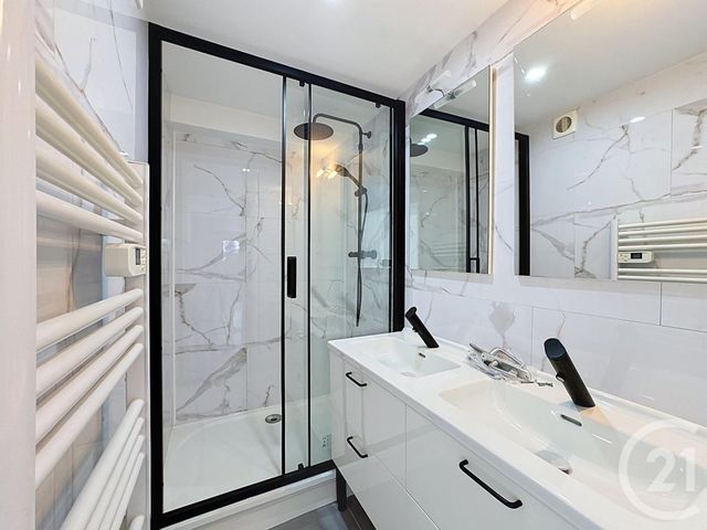 maison à vendre - 5 pièces - 155.0 m2 - FLEURY LES AUBRAIS - 45 - CENTRE - Century 21 L'Ecu D'Or