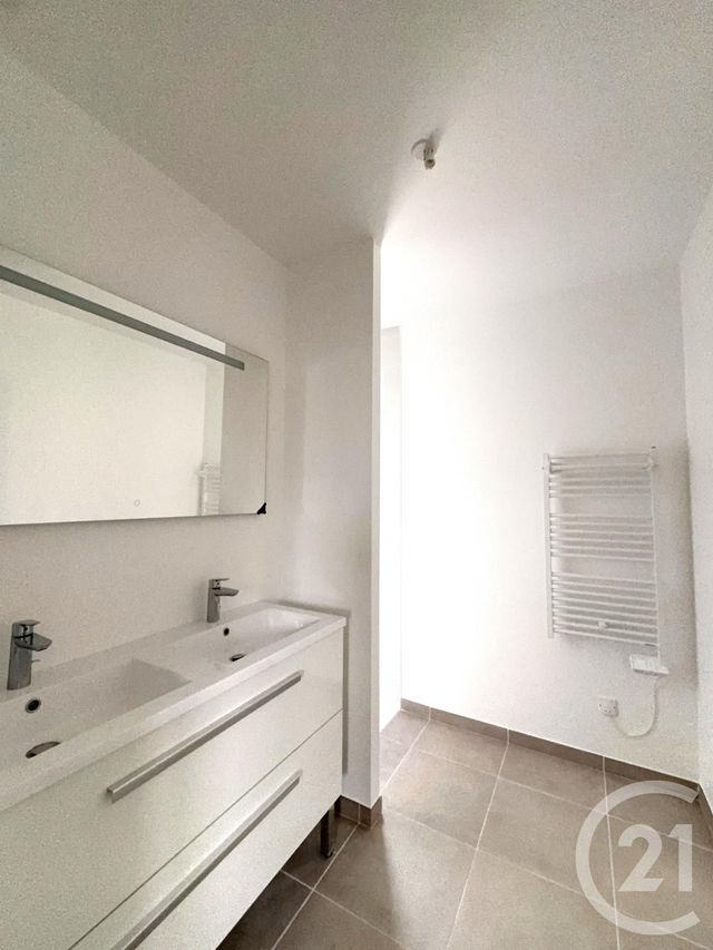 maison à vendre - 5 pièces - 92.02 m2 - LA FERTE ST AUBIN - 45 - CENTRE - Century 21 L'Ecu D'Or