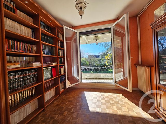 maison à vendre - 9 pièces - 190.97 m2 - LIGNY LE RIBAULT - 45 - CENTRE - Century 21 L'Ecu D'Or