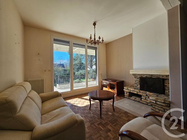 maison à vendre - 9 pièces - 190.97 m2 - LIGNY LE RIBAULT - 45 - CENTRE - Century 21 L'Ecu D'Or