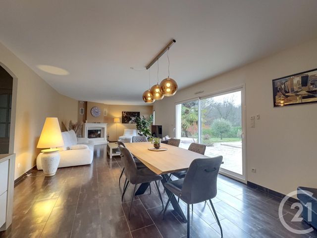 maison à vendre - 7 pièces - 180.0 m2 - LIGNY LE RIBAULT - 45 - CENTRE - Century 21 L'Ecu D'Or