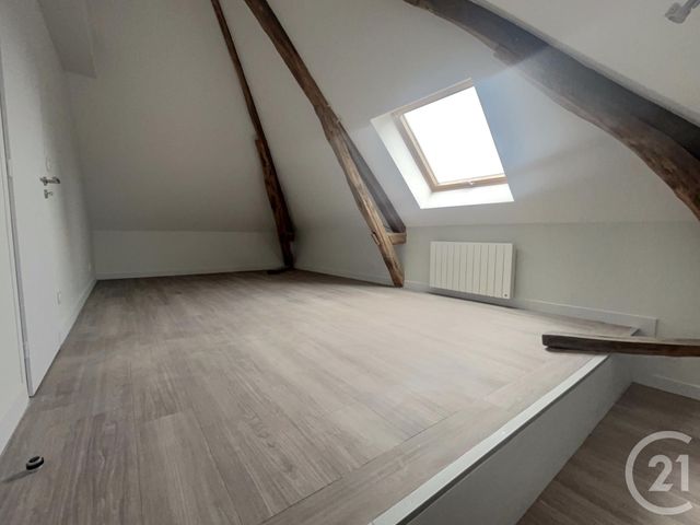 maison à louer - 6 pièces - 164.74 m2 - MARCILLY EN VILLETTE - 45 - CENTRE - Century 21 L'Ecu D'Or