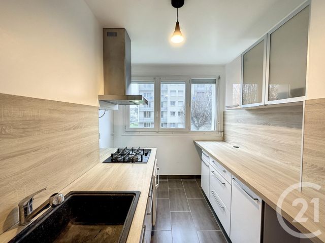 Appartement Chambre à louer - 1 pièce - 10.0 m2 - ORLEANS - 45 - CENTRE - Century 21 L'Ecu D'Or