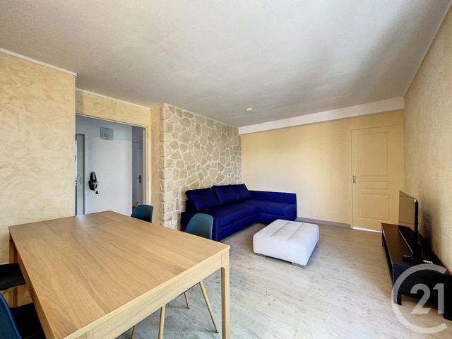 Appartement Chambre à louer - 1 pièce - 10.0 m2 - ORLEANS - 45 - CENTRE - Century 21 L'Ecu D'Or