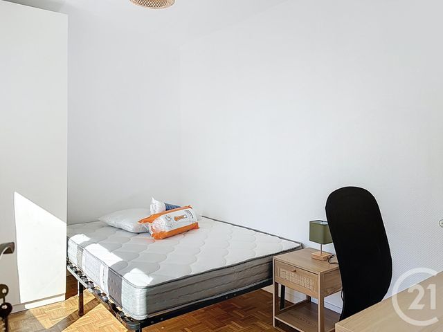 Appartement Chambre à louer - 1 pièce - 10.0 m2 - ORLEANS - 45 - CENTRE - Century 21 L'Ecu D'Or