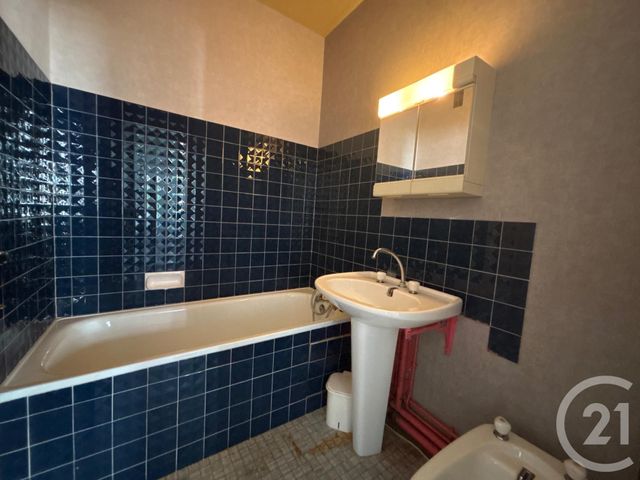 Appartement Local à louer - 2 pièces - 63.36 m2 - OLIVET - 45 - CENTRE - Century 21 L'Ecu D'Or