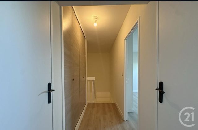 Appartement T2 à louer - 2 pièces - 60.61 m2 - 45 - CENTRE - Century 21 L'Ecu D'Or