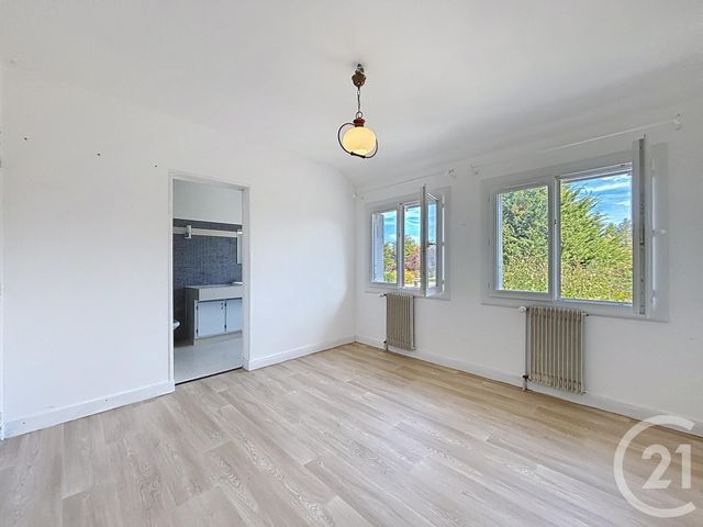 maison à louer - 6 pièces - 138.5 m2 - JOUY LE POTIER - 45 - CENTRE - Century 21 L'Ecu D'Or