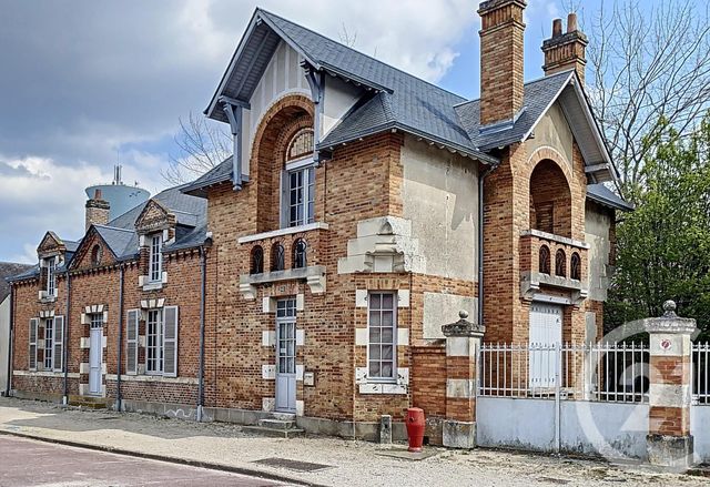 maison à vendre - 8 pièces - 236.0 m2 - LA FERTE ST AUBIN - 45 - CENTRE - Century 21 L'Ecu D'Or maison à vendre - 8 pièces - 236.0 m2 - LA FERTE ST AUBIN - 45 - CENTRE - Century 21 L'Ecu D'Or