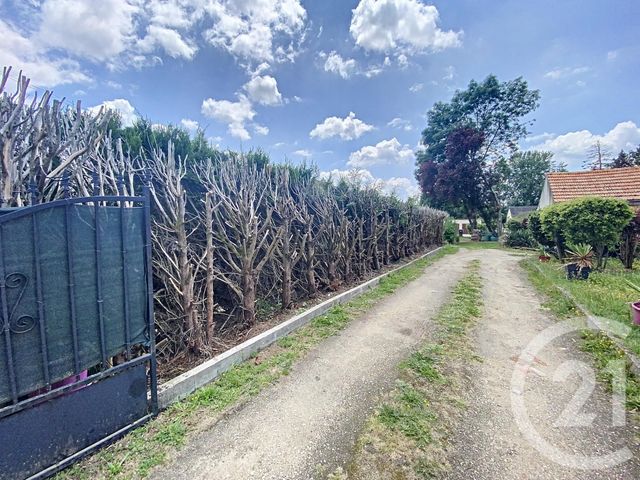 Afficher la photo en grand terrain à vendre - 380.0 m2 - LA FERTE ST AUBIN - 45 - CENTRE - Century 21 L'Ecu D'Or