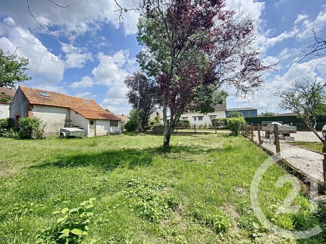 Afficher la photo en grand terrain à vendre - 380.0 m2 - LA FERTE ST AUBIN - 45 - CENTRE - Century 21 L'Ecu D'Or